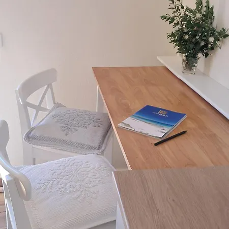 Sa Meri E Su Mari Bed & Breakfast Pula